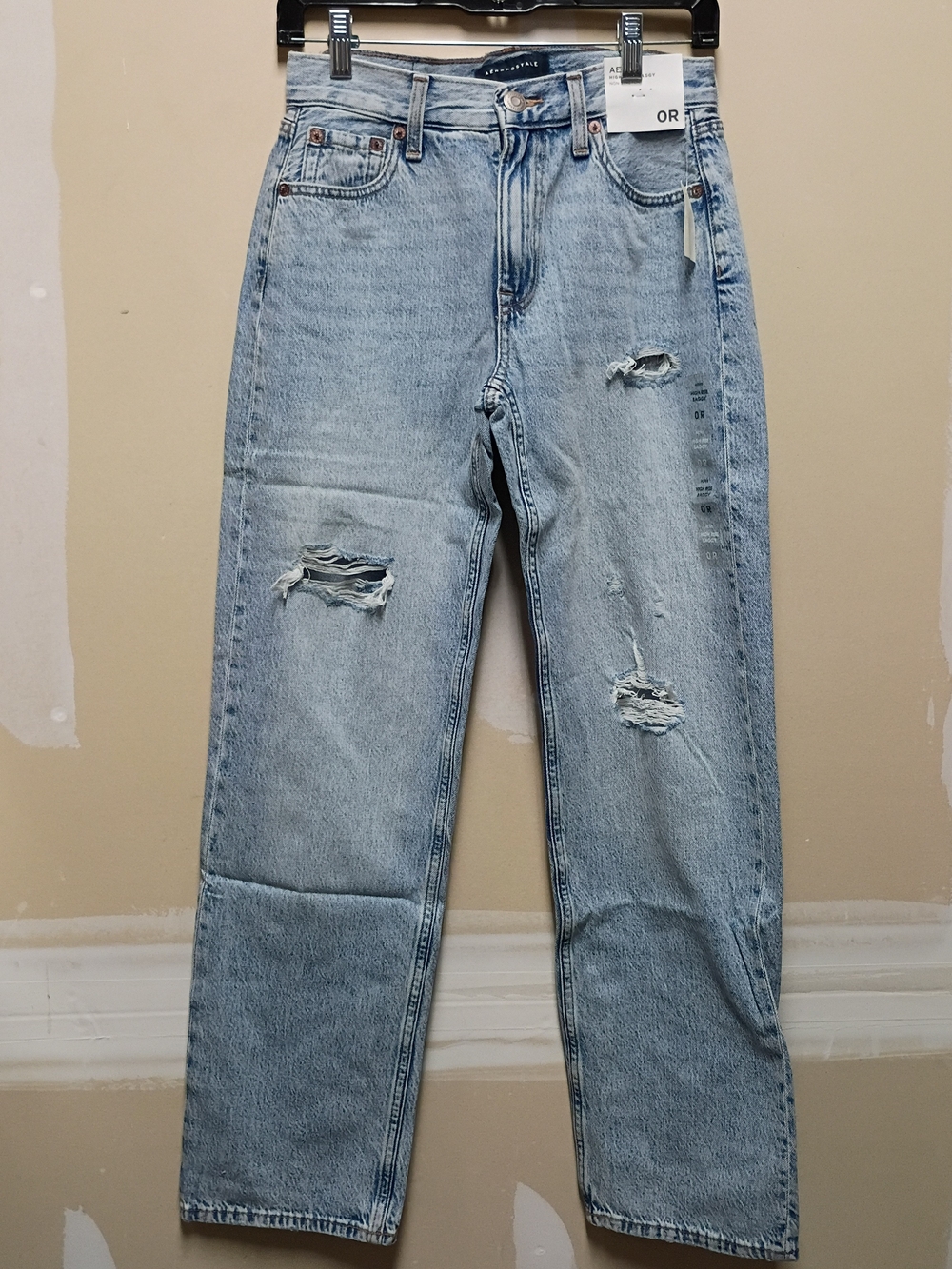 Aeropostale High-Rise Baggy Jean